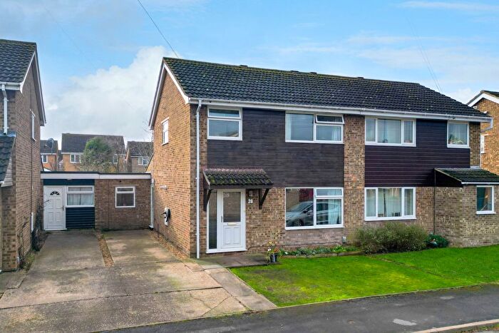 3 Bedroom Semi-Detached House For Sale In Greenfields, St. Ives, Cambridgeshire, PE27