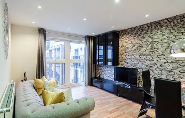 1 Bedroom Flat To Rent In Brindley Court, Letchworth Road, Stanmore, Greater London, HA7