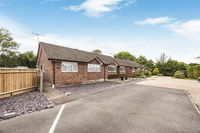 2 Bedroom Bungalow For Sale In Arborfield Cross, Reading, RG2