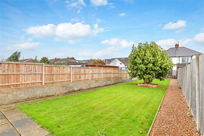 3 Bedroom Semi-Detached House For Sale In High Street, Rainham, Gillingham, Kent, ME8