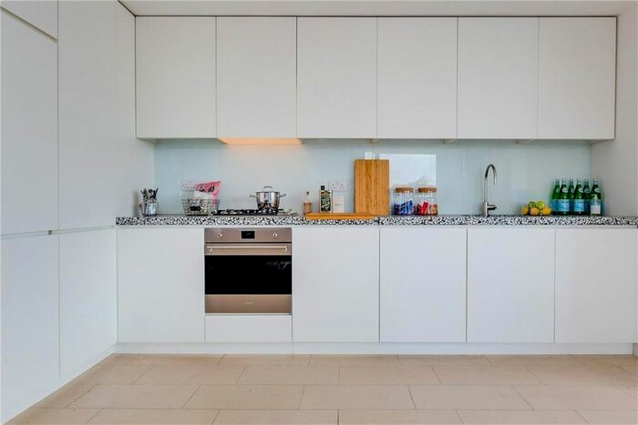 3 Bedroom Flat To Rent In Latitude House Oval Road, Primrose Hill, Regents Park, London, NW1