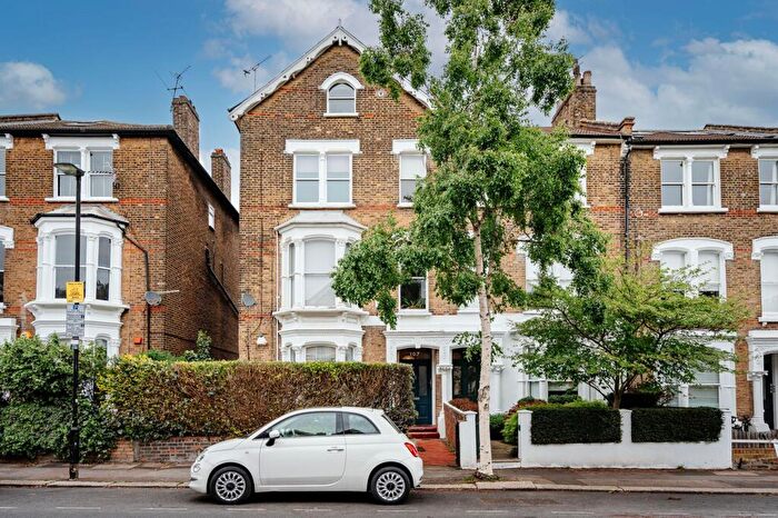 1 Bedroom Flat For Sale In Florence Road, London, N4