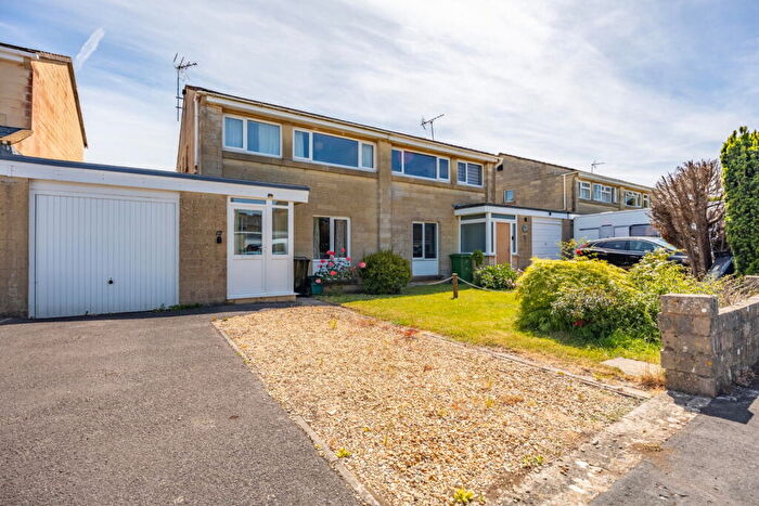 3 Bedroom Semi-Detached House For Sale In Bloomfield Road, Timsbury, Bath, BA2