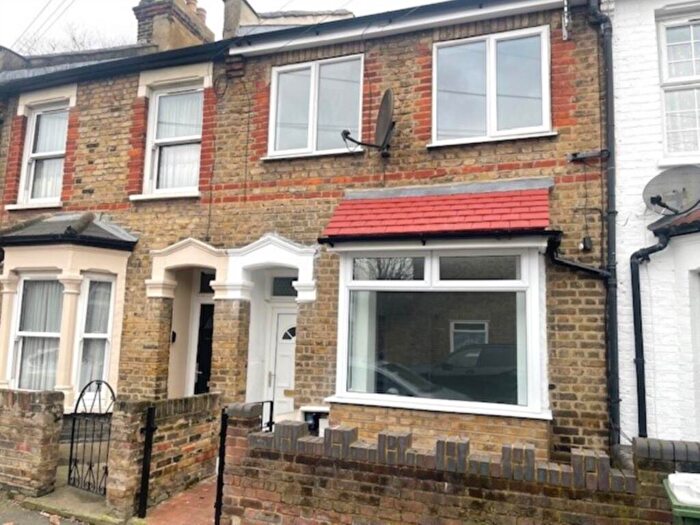 2 Bedroom Terraced House To Rent In Cranley Road, Plaistow, E13