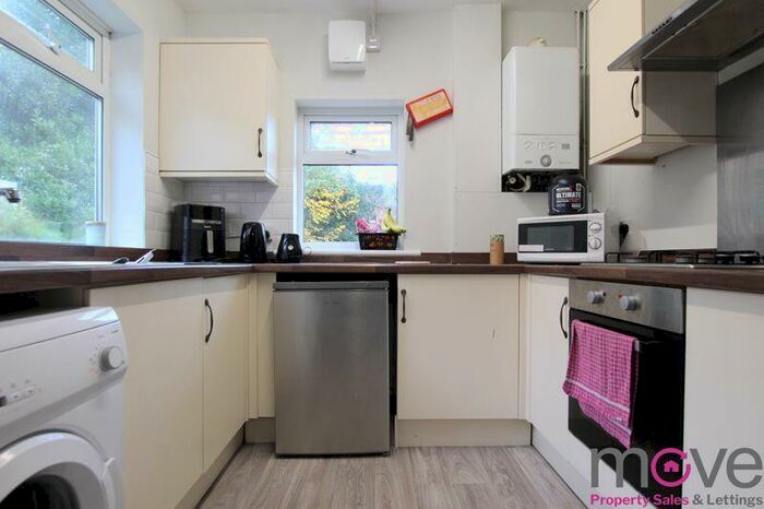6 Bedroom Semi-Detached House To Rent In Lansdown Road, Gloucester, GL1