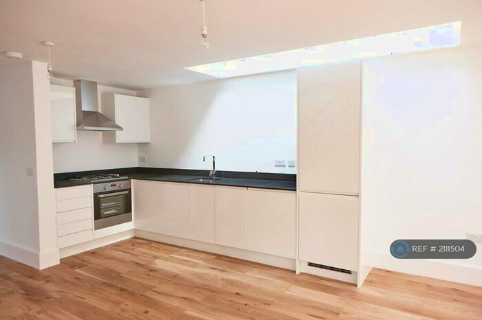 2 Bedroom Semi-Detached House To Rent In Manbey Mews, London, E15