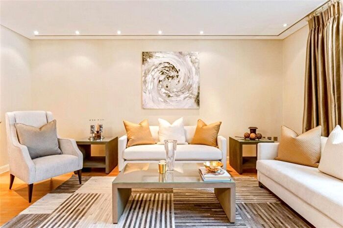 2 Bedroom Flat To Rent In Leinster Square, London, W2