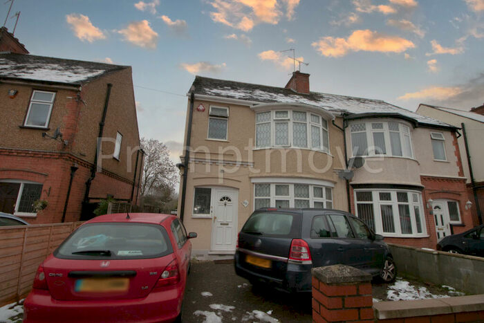 3 Bedroom Semi-Detached House To Rent In Wardown Crescent Luton, LU2