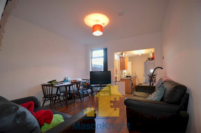 5 Bedroom Terraced House To Rent In Milner Road, Selly Oak, Birmingham, B29