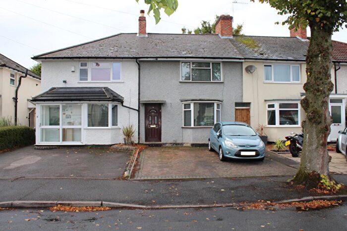 3 Bedroom House To Rent In Hopton Grove, Birmingham, B13