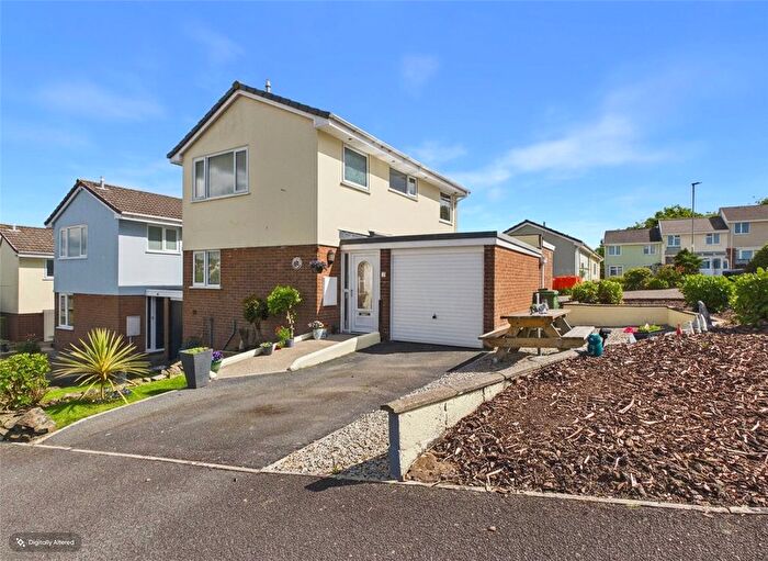 3 Bedroom Detached House For Sale In Castle Hill Gardens, Torrington, Devon, EX38