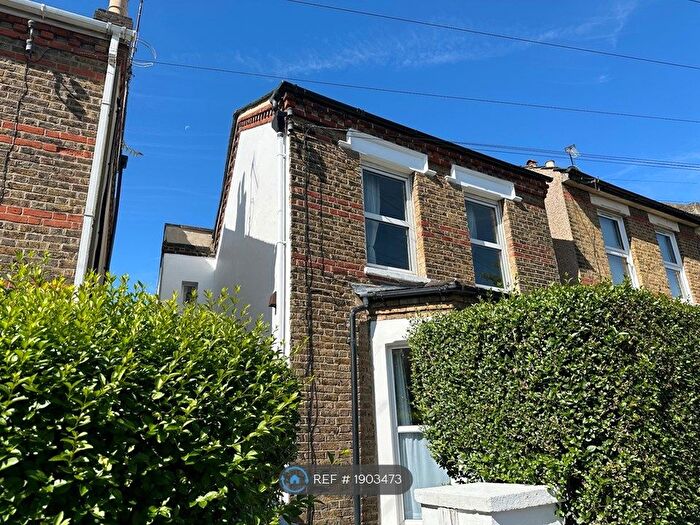 1 Bedroom Flat To Rent In Wimbledon, Wimbledon, SW19