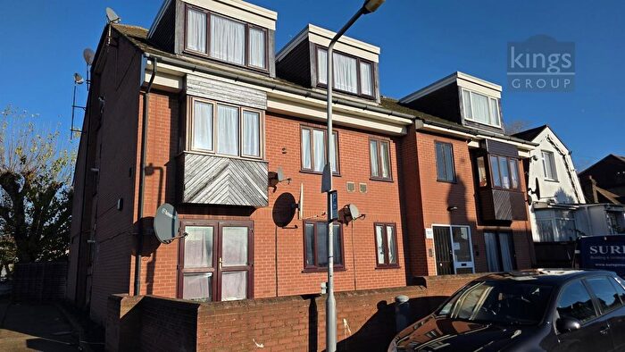 2 Bedroom Flat For Sale In Westward Road, London, E4