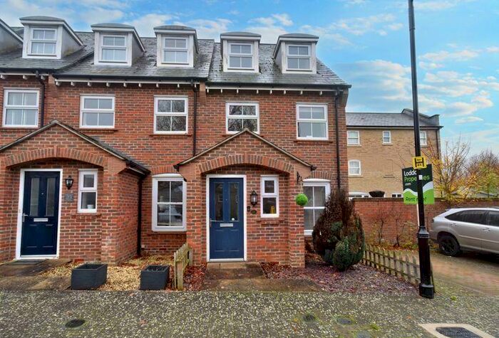 3 Bedroom Terraced House To Rent In Monxton Place, Sherfield-On-Loddon, RG27