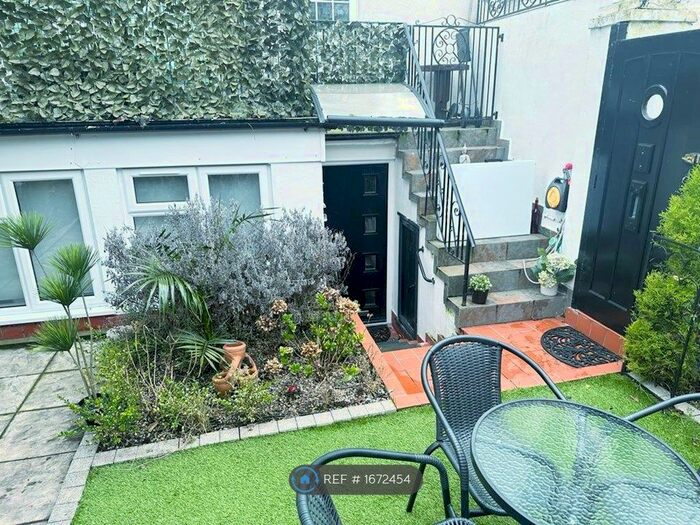 1 Bedroom Flat To Rent In King Street, London, W6