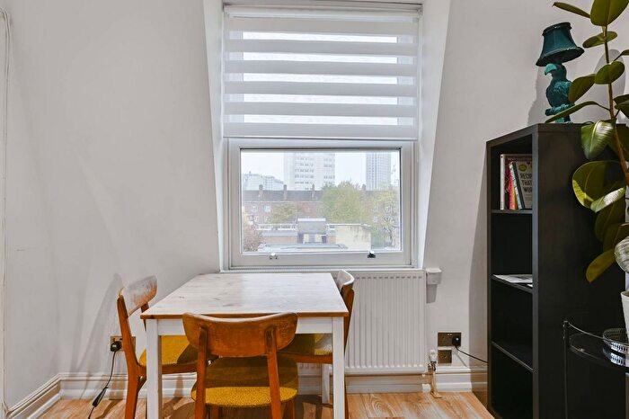 1 Bedroom Flat To Rent In Cosway Street, Marylebone, London, NW1