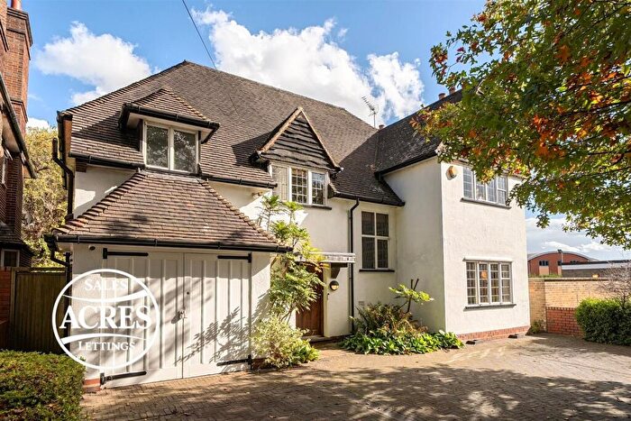4 Bedroom Detached House For Sale In Anchorage Road, Sutton Coldfield, B74