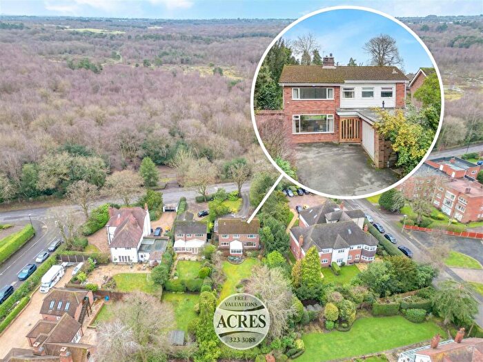 4 Bedroom Detached House For Sale In Streetly Lane, Four Oaks, B74