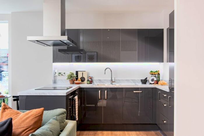 2 Bedroom Flat To Rent In Rally Building, South Grove, Walthamstow E17