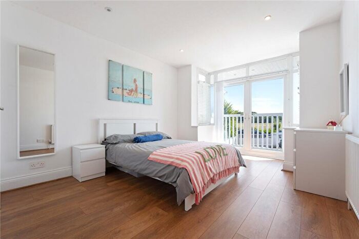 5 Bedroom Detached House For Sale In Whitecliff Road, Poole, Dorset, BH14