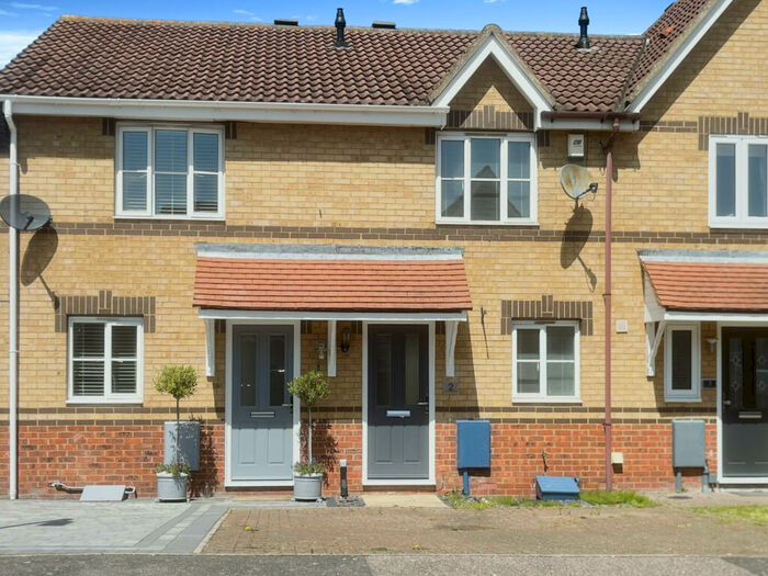 2 Bedroom Terraced House To Rent In Leaman Close, Rochester, Kent, ME3