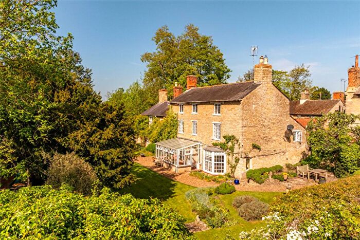 6 Bedroom Detached House For Sale In Church Walk, Harrold, Bedfordshire, MK43
