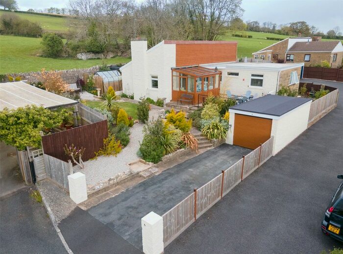 3 Bedroom Bungalow For Sale In Rackclose Gardens, Chard, Somerset, TA20