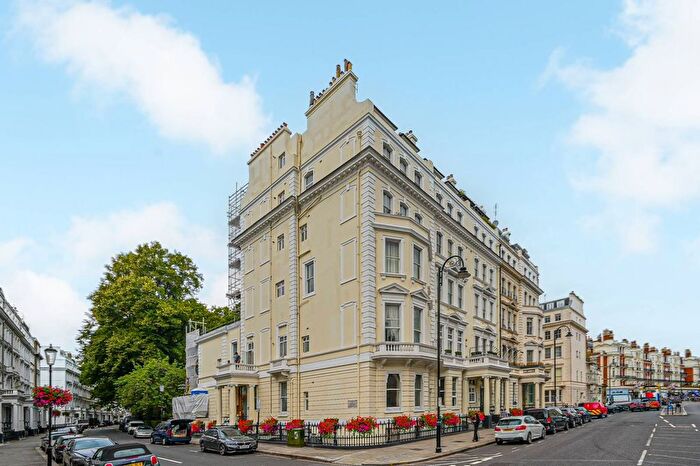 2 Bedroom Flat To Rent In Cornwall Gardens, South Kensington, London, SW7