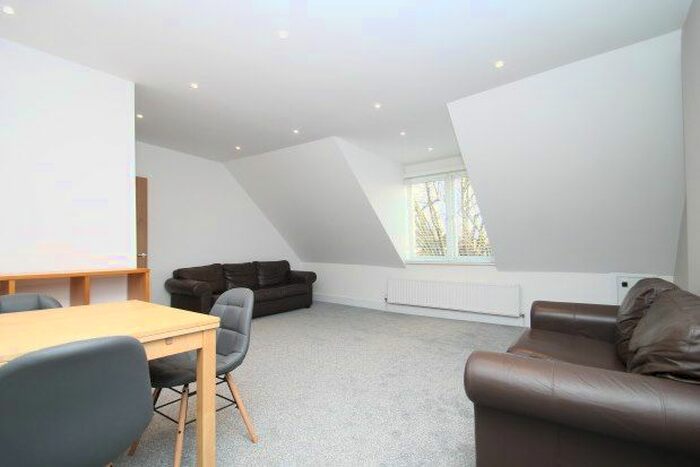 2 Bedroom Flat To Rent In Westmoreland Road, Bromley BR2