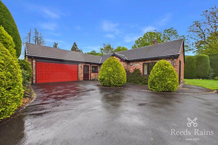 3 Bedroom Bungalow For Sale In Penn House Close, Bramhall, Stockport, Cheshire, SK7