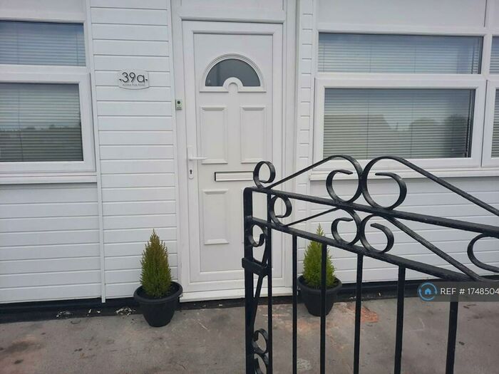 2 Bedroom Flat To Rent In Upton, Wirral, CH49