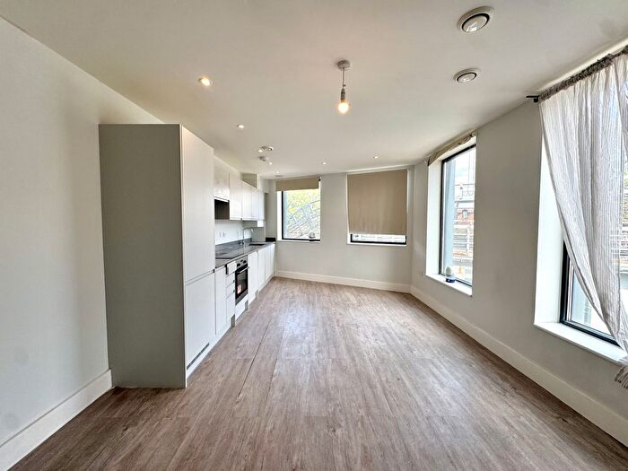 1 Bedroom Flat To Rent In Trinity Court, Pinner, Pinner, HA5