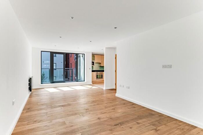 2 Bedroom Flat To Rent In Maida Vale, Little Venice, W9