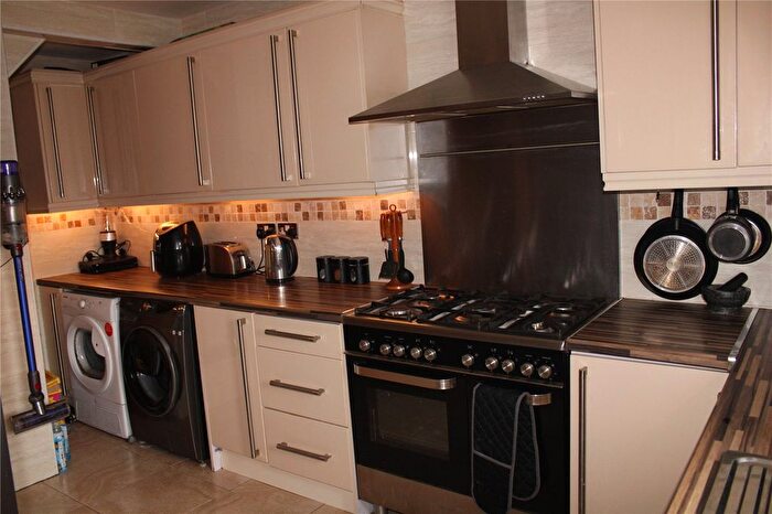 3 Bedroom Semi-Detached House For Sale In Wash Lane, Birmingham, West Midlands, B25