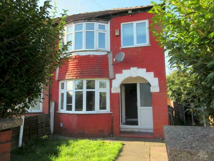 3 Bedroom Semi-Detached House To Rent In Vale Street, Manchester, M11