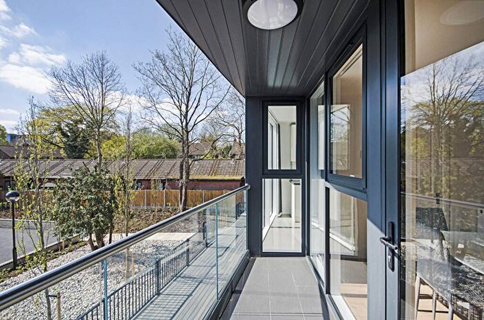 2 Bedroom Flat To Rent In Tregenna Court, Wembley, HA0