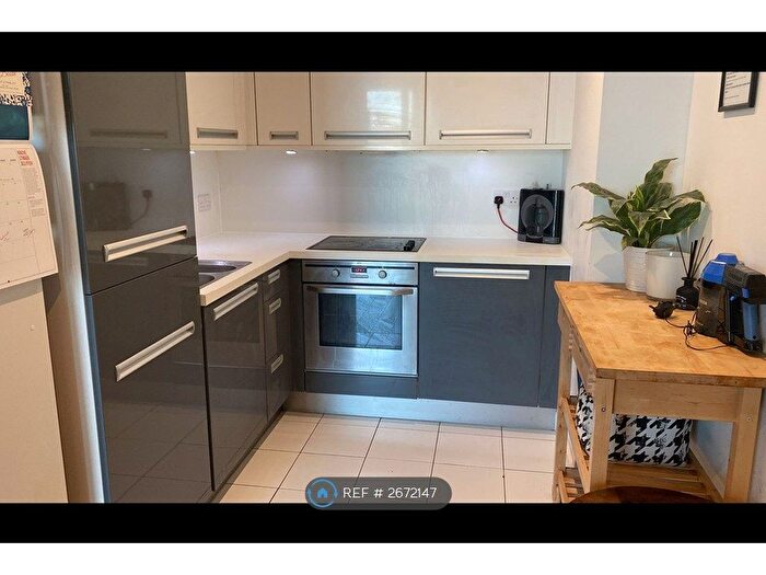 1 Bedroom Flat To Rent In Baquba Building, London, SE13