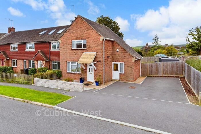 2 Bedroom End Of Terrace House For Sale In Anchor Field, Ringmer, Lewes, East Sussex, BN8