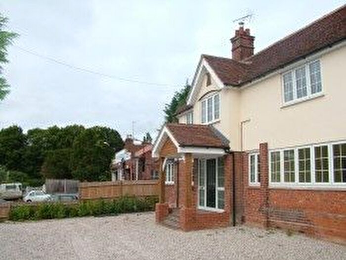 Studio To Rent In Whitewebs Cottage, Main Road, Ingatestone, Essex, CM4