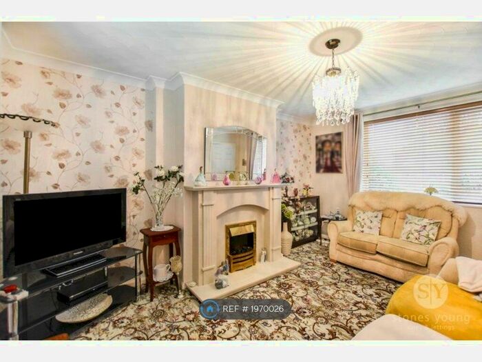 2 Bedroom Semi-Detached House To Rent In Maricourt Avenue, Blackburn, BB1