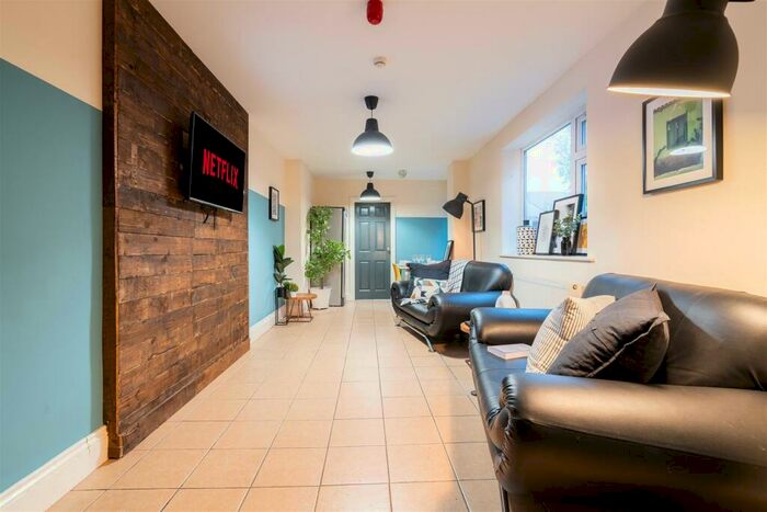 6 Bedroom Semi-Detached House To Rent In Melville Road, City Centre, Coventry, CV1