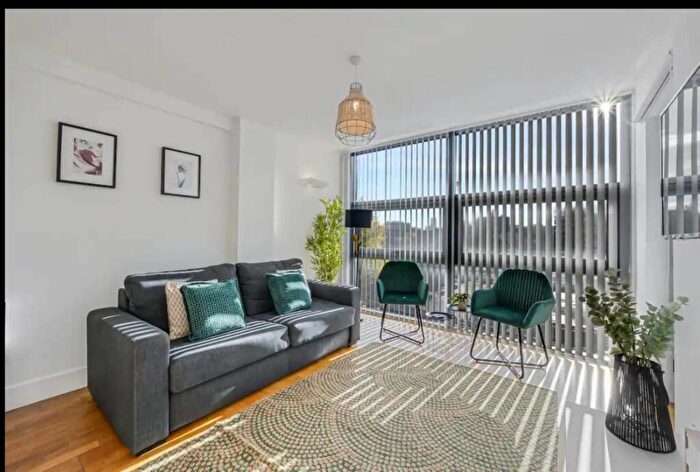 2 Bedroom Apartment To Rent In Standish Street, Liverpool, L3