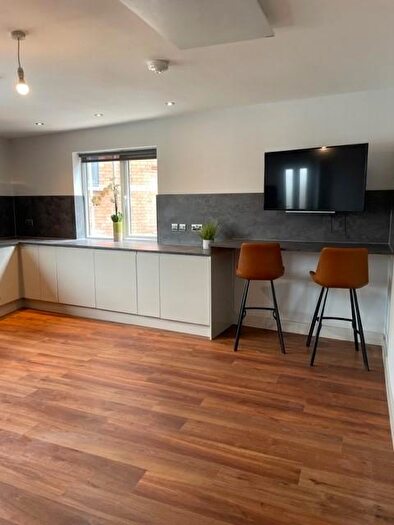 2 Bedroom Flat To Rent In Gloucester Road, Bishopston, BS7