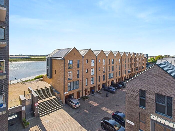 2 Bedroom Flat For Sale In Salt Marsh Road, Shoreham By Sea, BN43