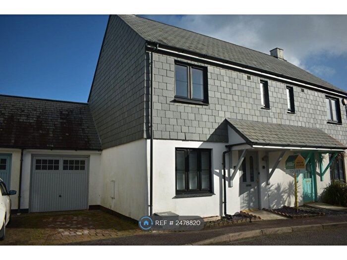 4 Bedroom Terraced House To Rent In Andrewartha Road, Penryn, TR10
