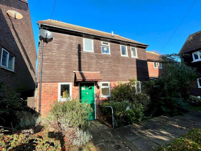 3 Bedroom Detached House To Rent In Crockendale Field, Ringmer, BN8