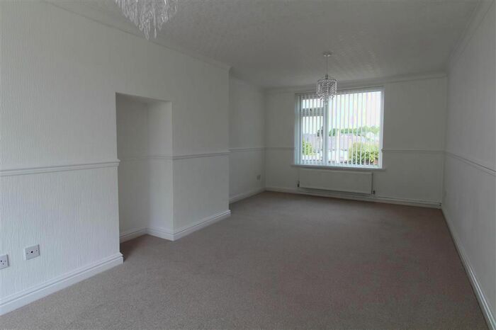 3 Bedroom Property To Rent In Clist Road, Bettws, Newport, NP20