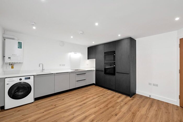 1 Bedroom Apartment To Rent In London Road St Albans, AL1