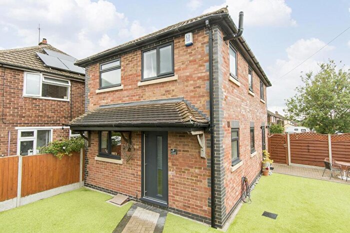 3 Bedroom Detached House For Sale In Sherrier Way, Lutterworth, LE17