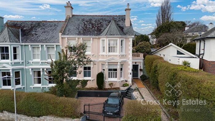 5 Bedroom Semi Detached House For Sale In Raynham Road, Stoke, PL3